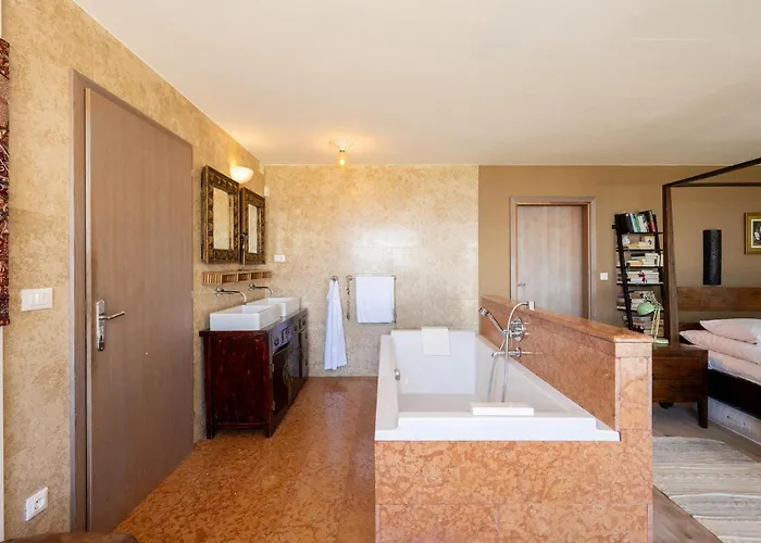 Evelina Eselboeck 奥帕提亚