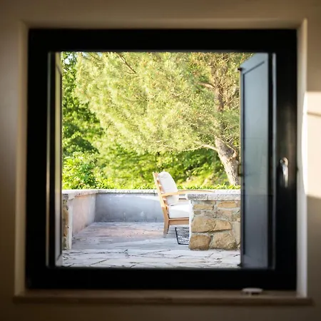 Evelina Eselboeck Οπατία