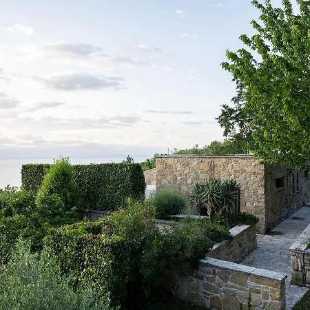 Evelina Eselboeck * Опатія